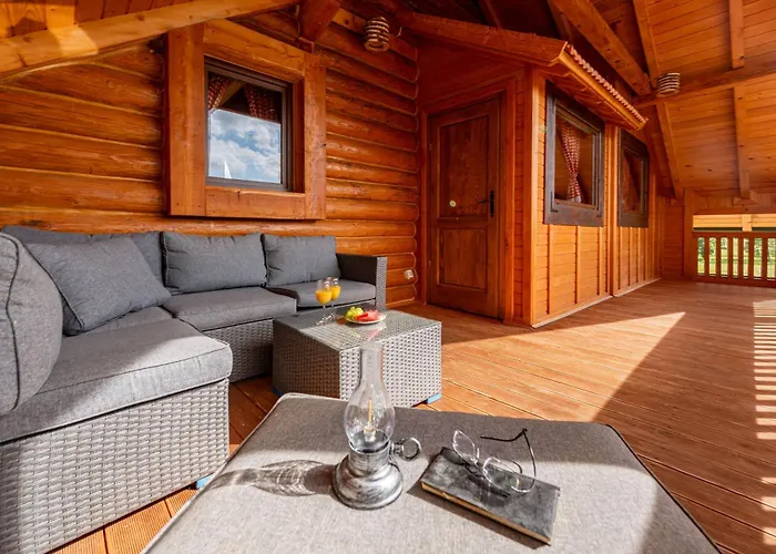 Log Valley - Private With Pool ヴィラ Kovacic