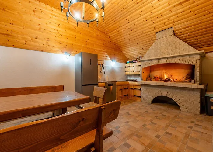 Log Valley - Private With Pool * Kovacic