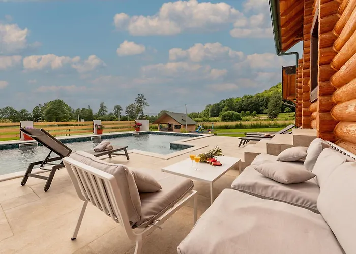 Log Valley - Private With Pool Kovacic